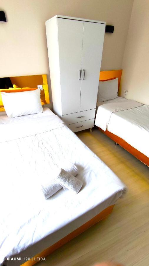 Atesde Dustu Salvara Hotel Istanboel Buitenkant foto